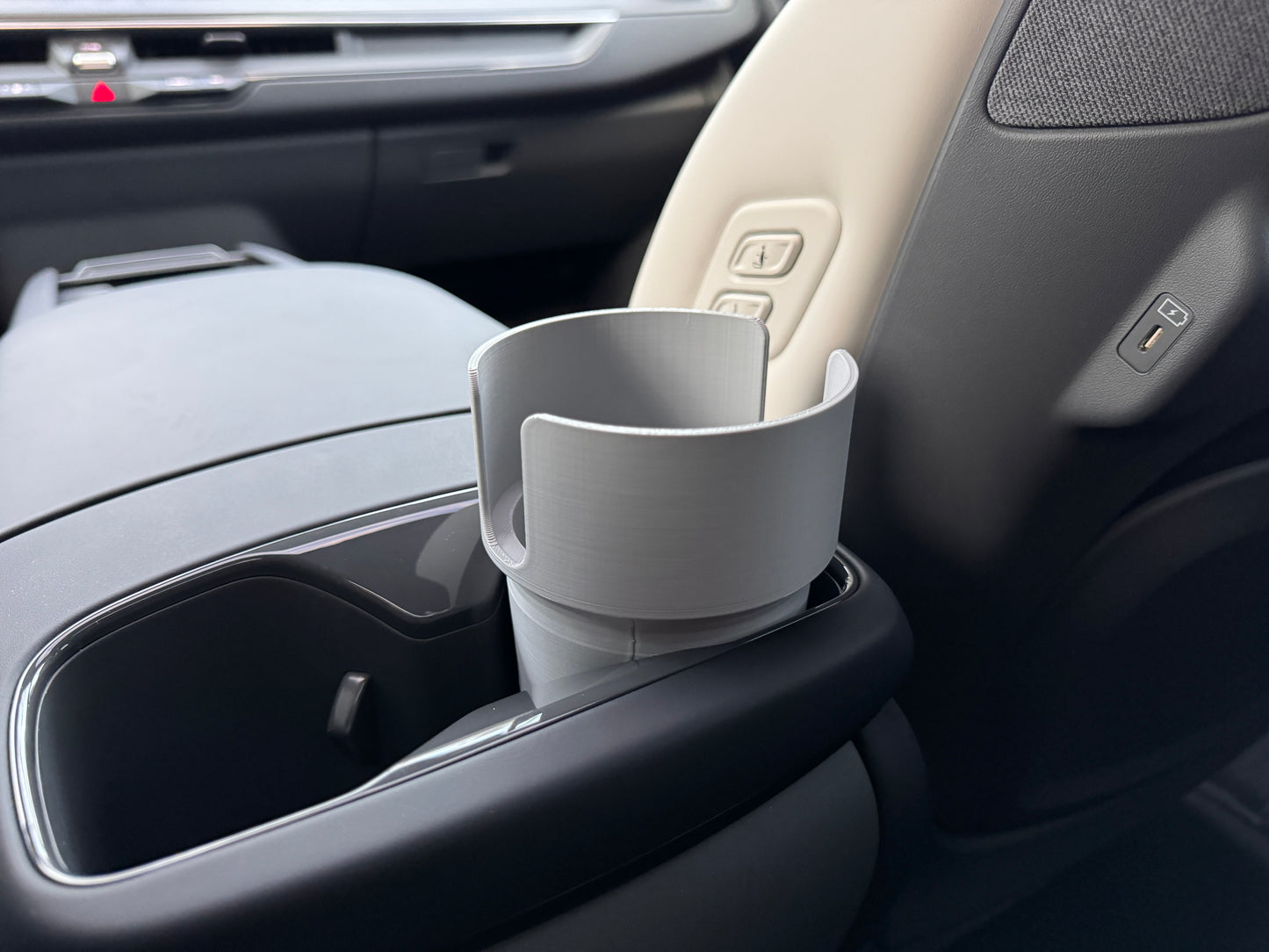 EV9 Rear Seat Cup Holder Expander