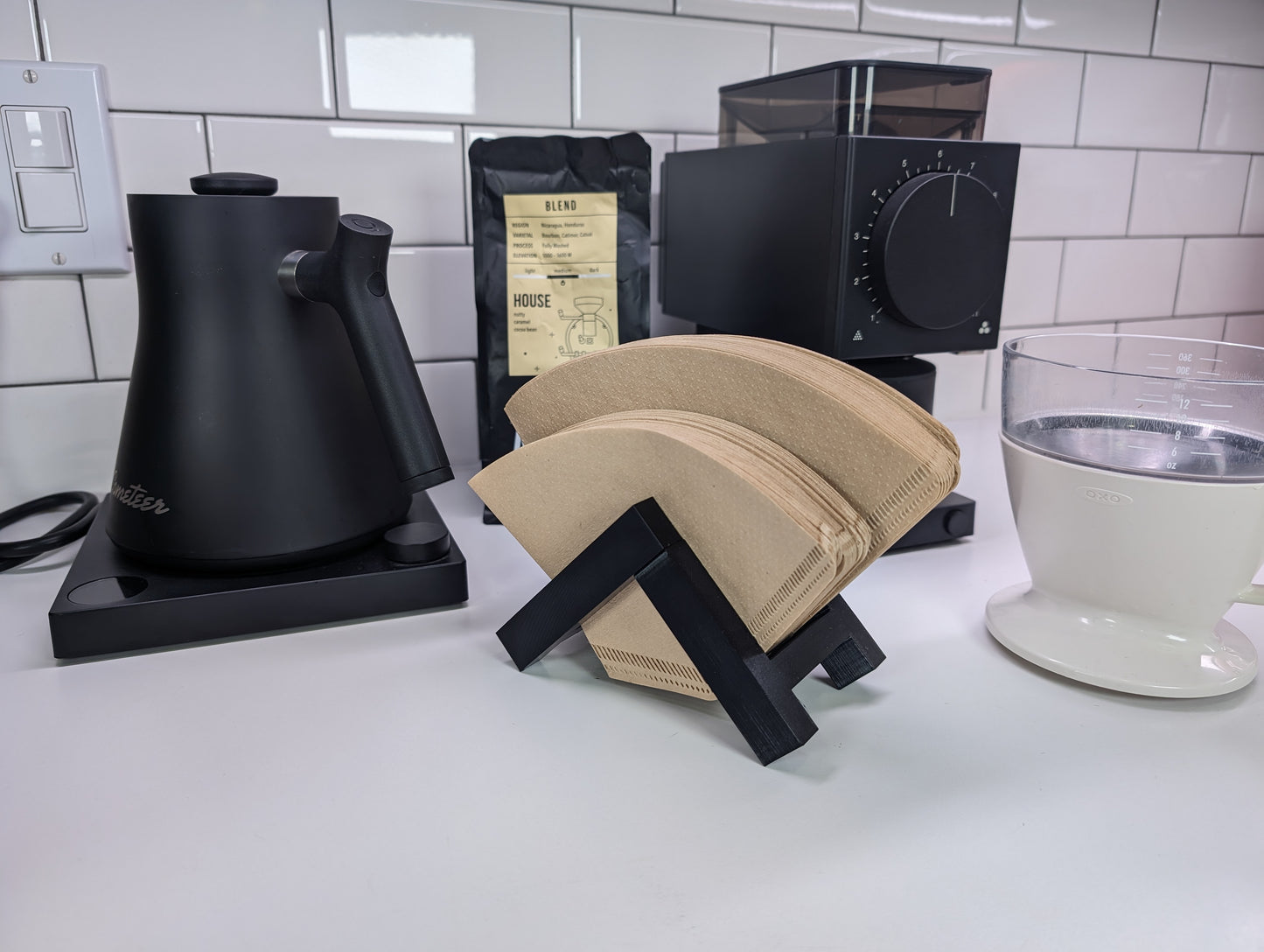 Modern Cone Coffee Filter Stand