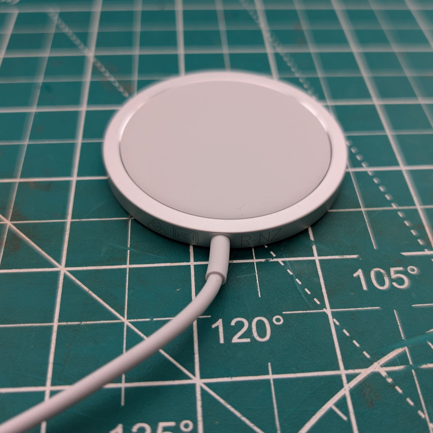 2025+ Ioniq 5 MagSafe Charging Upgrade for iPhone/Pixel 10
