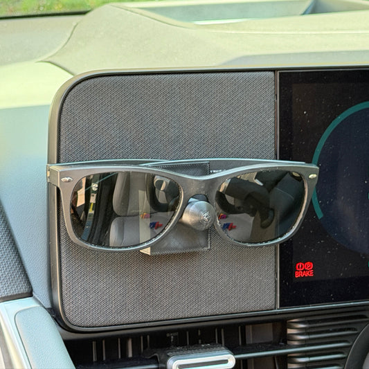 Ioniq 5 Magnetic Glasses Holder