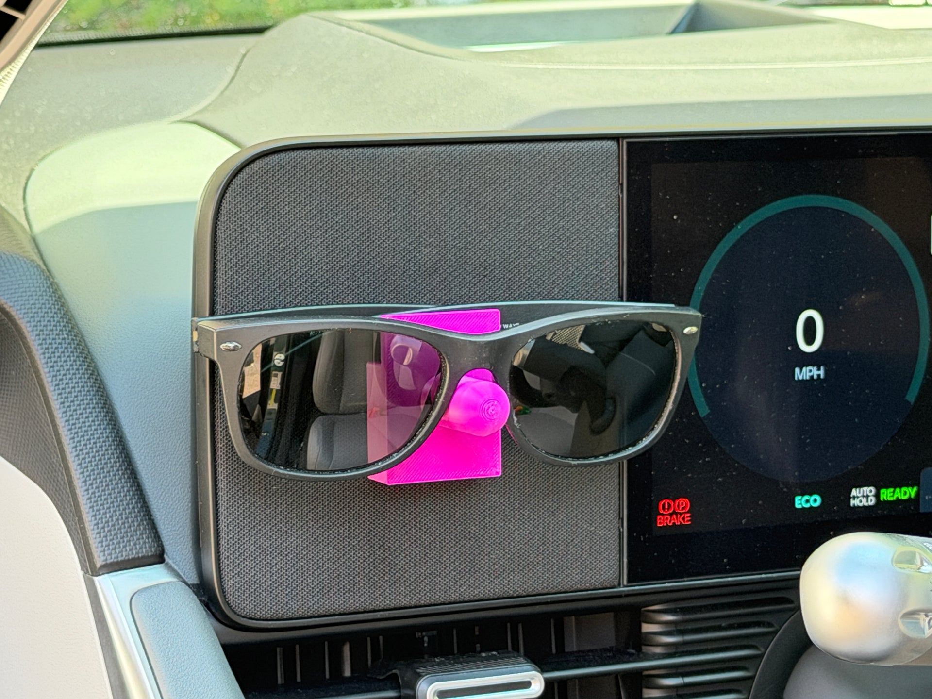 For IONIQ 5 N IONIQ 6 IONIQ 9 7 Electric N Key Case Hybrid Accessories Car Visor Sunglasses Glasses Holder Glasses Case Clip Box - 34