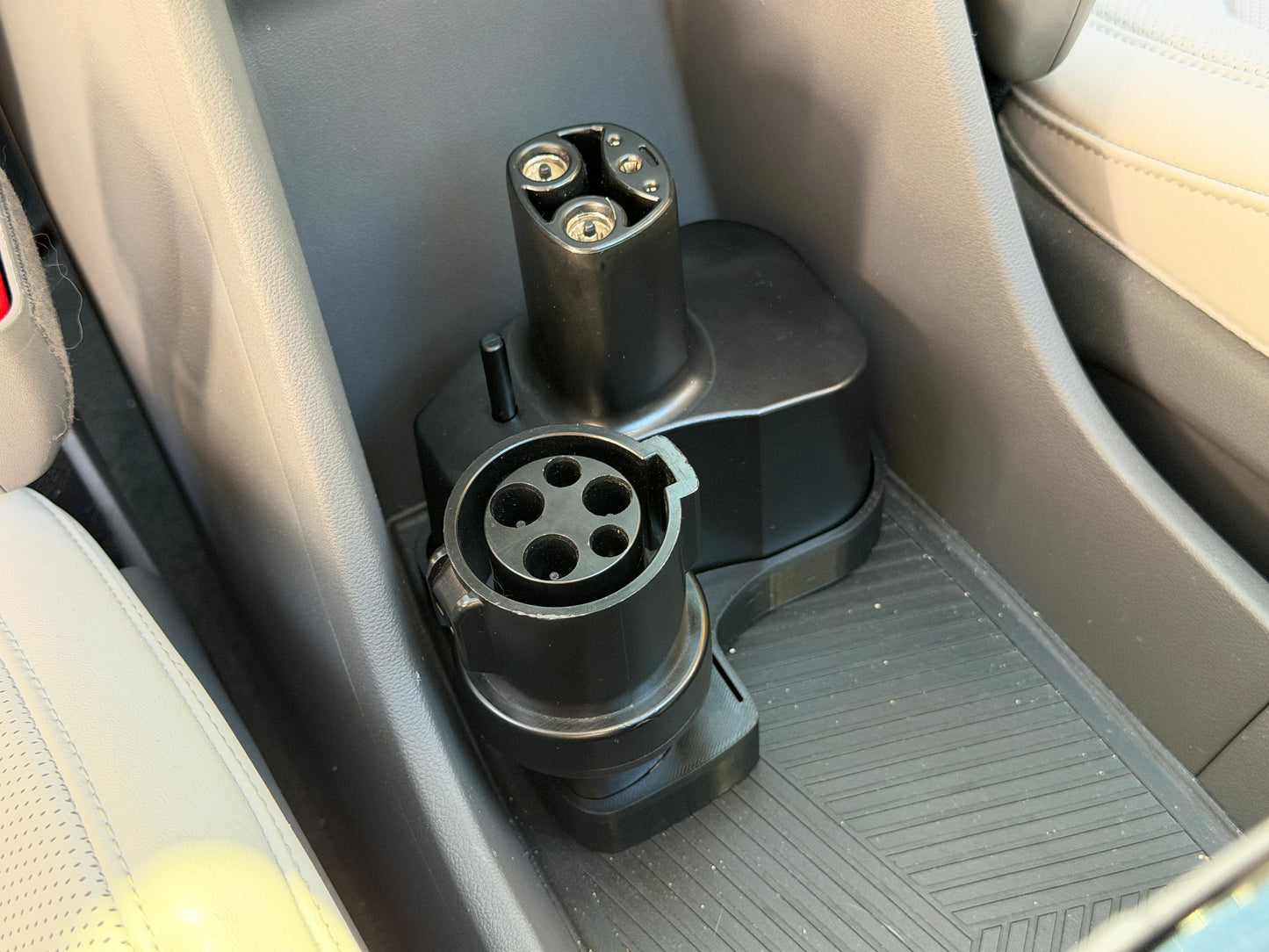 2025+ Ioniq 5 Charging Adapter Holder