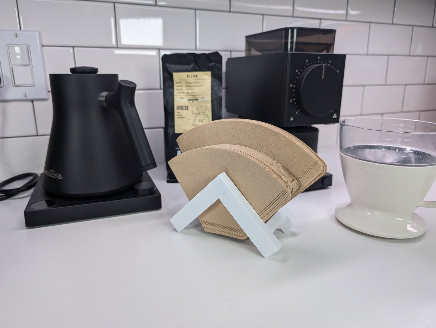 Modern Cone Coffee Filter Stand