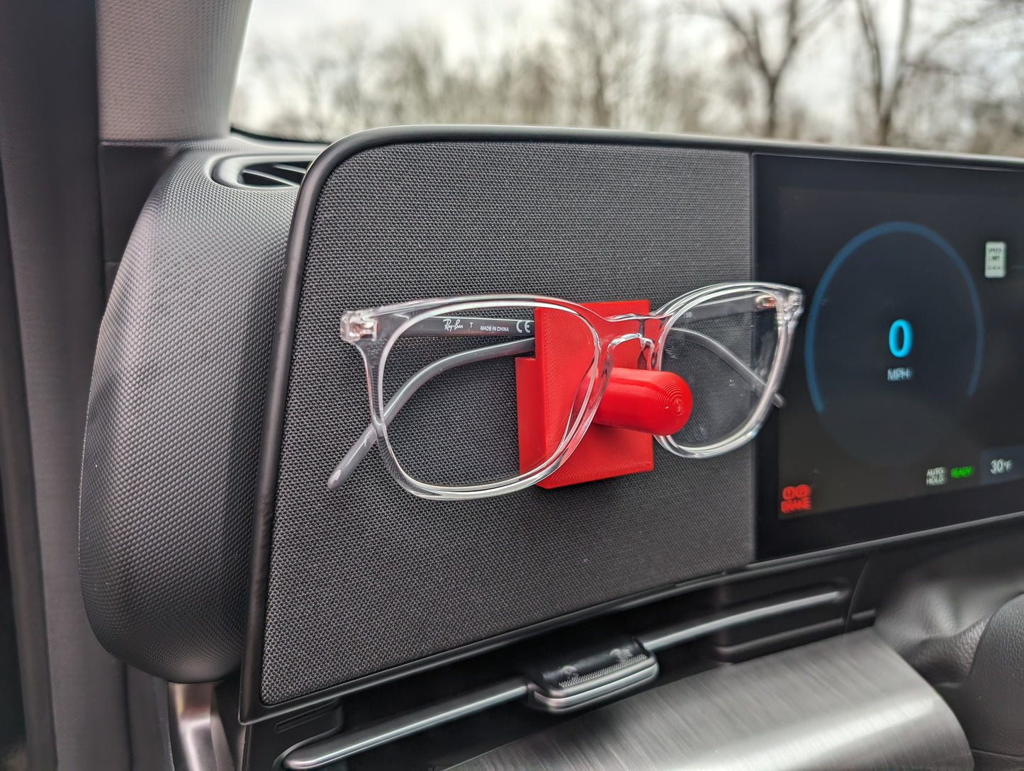 Kona / Tucson / Santa Fe / Sontata / Santa Cruz Magnetic Glasses Holder
