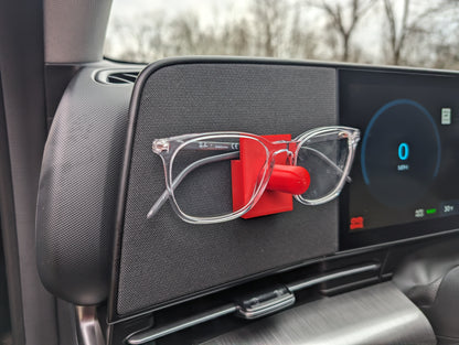Kona / Tucson / Santa Fe / Sontata / Santa Cruz Magnetic Glasses Holder