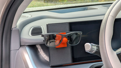Ioniq 9 Magnetic Glasses Holder