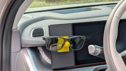 Ioniq 9 Magnetic Glasses Holder