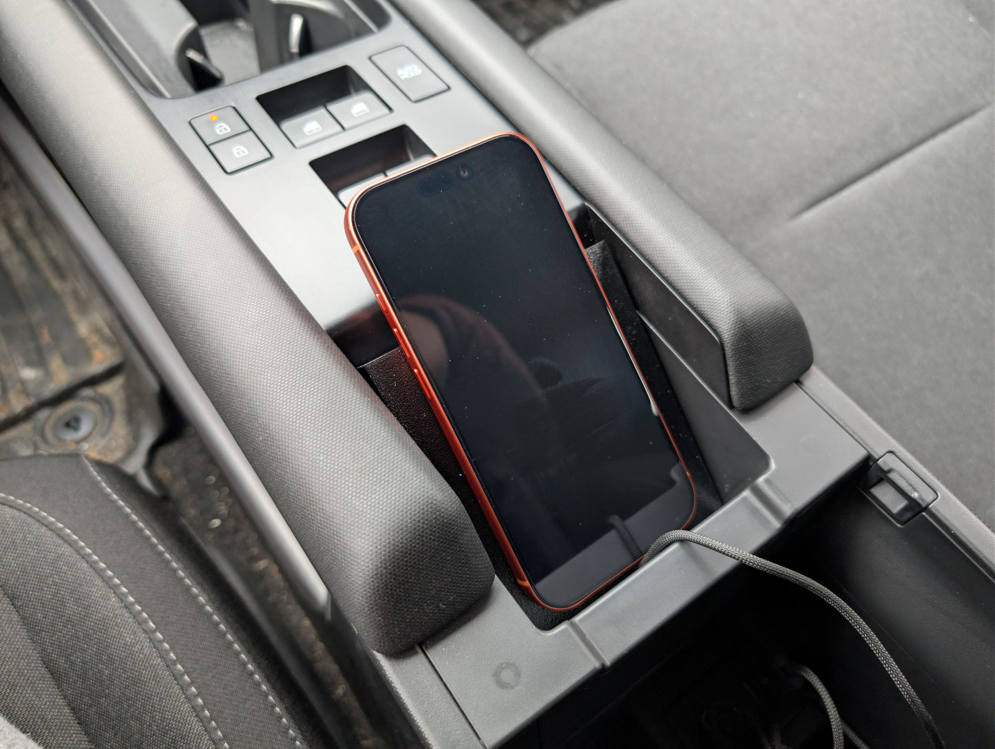 Chargeur sans fil MagSafe Ioniq 5 (2025-2026) - iPhone/Pixel 10