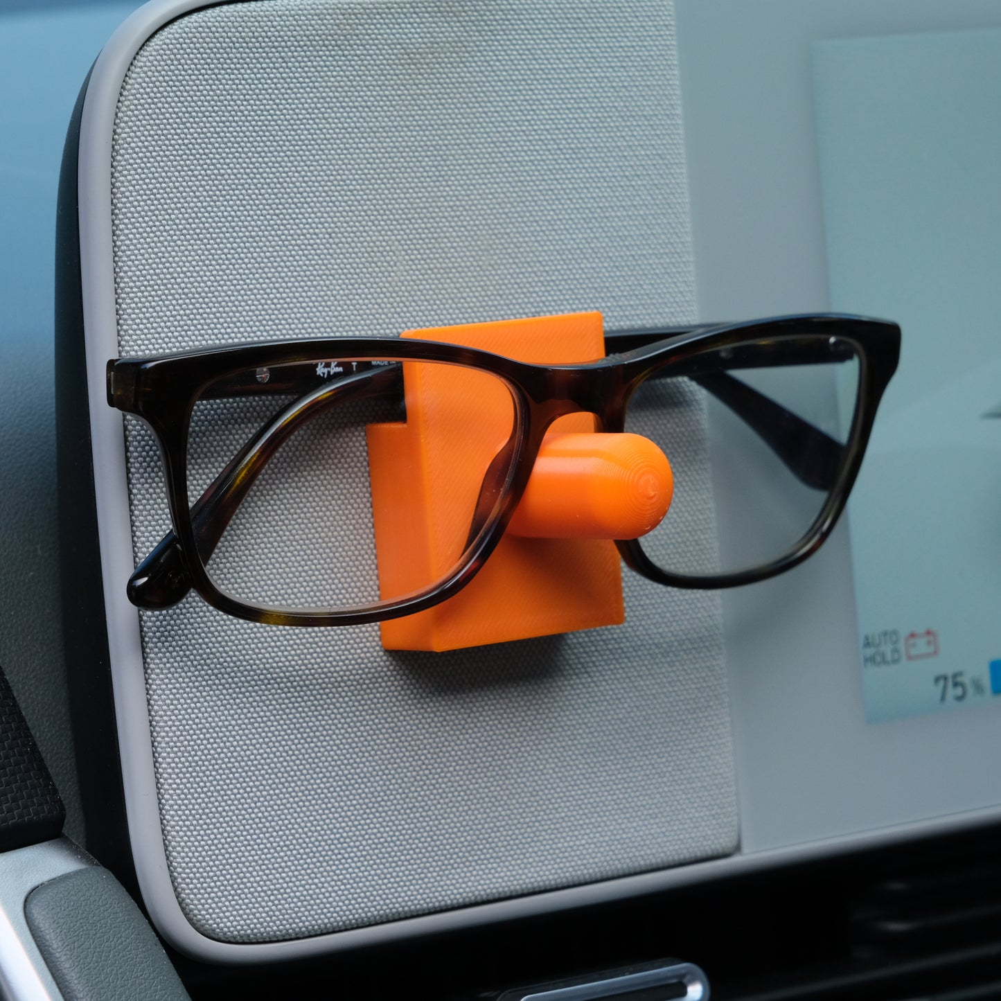 Ioniq 5 Magnetic Glasses Holder